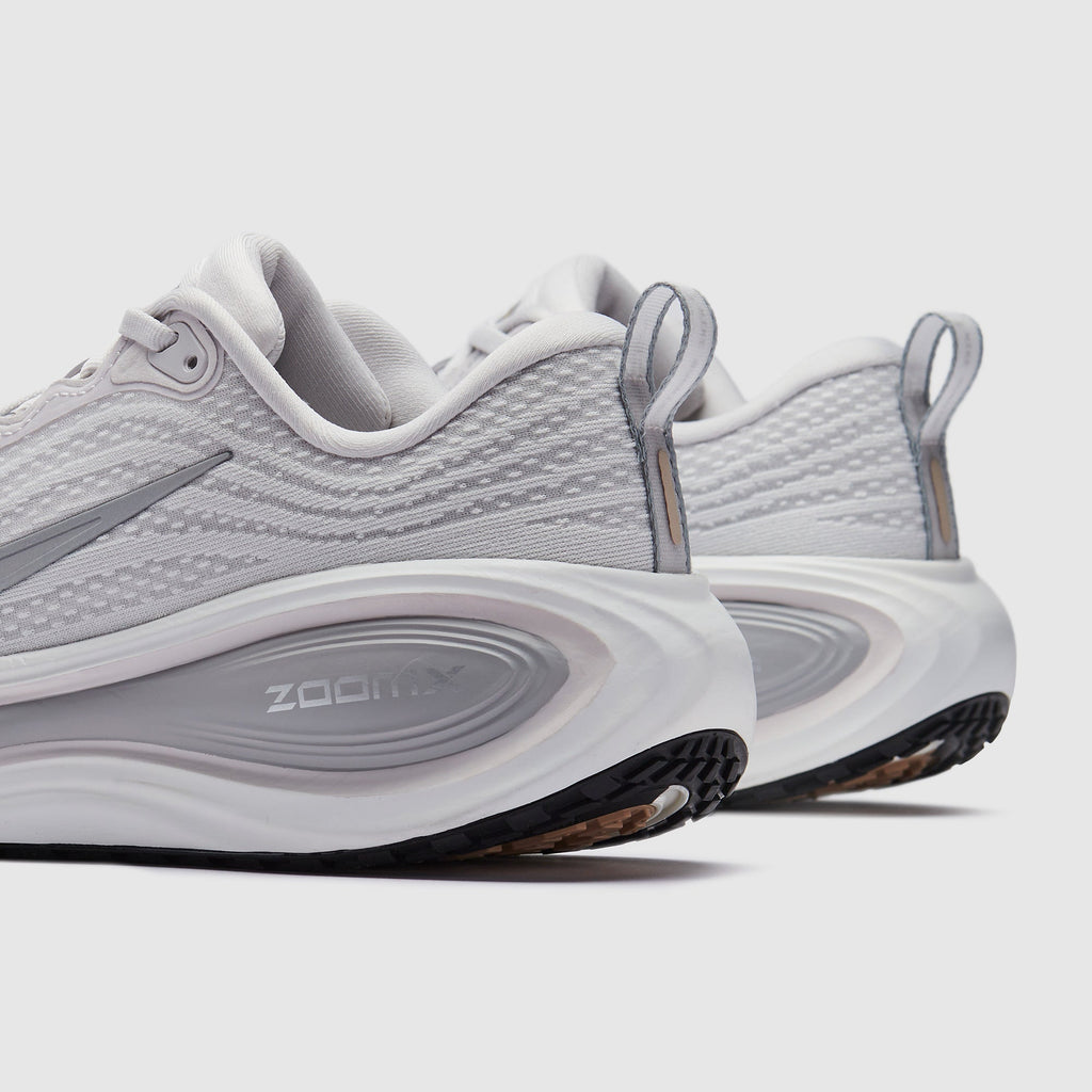 Nike Womens Vomero Plus