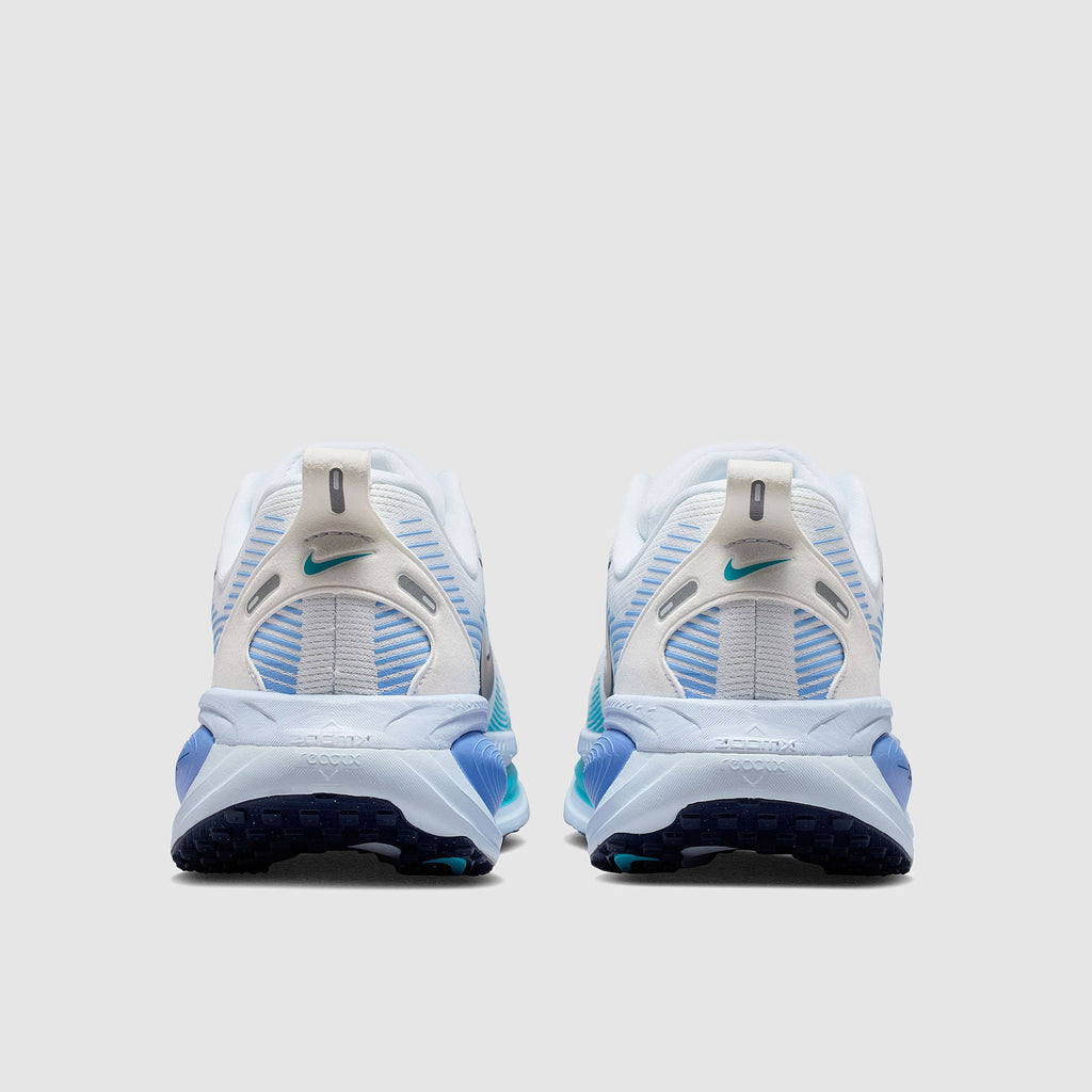 Nike Womens Vomero 18